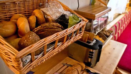 Hostal Pension Waldesruh/halseralm