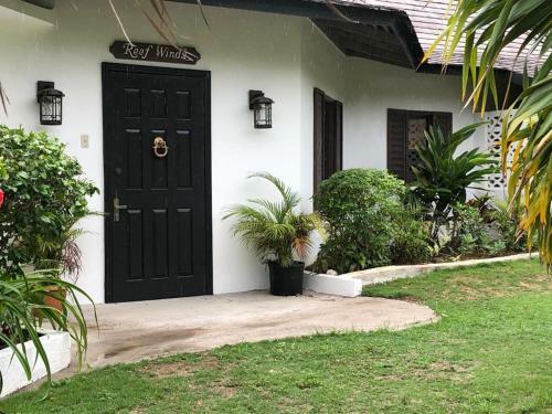 Reef Winds Villa