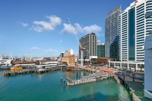 Apartamento Qv Princes Wharf Waterfront Apt With Balcony - 1030