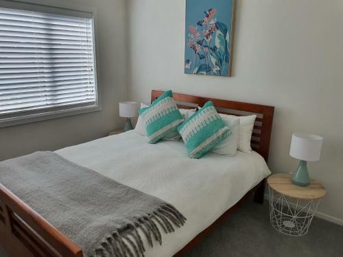 Private 2 Bedroom Apartment Castor Bay Auckland