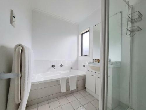Beautiful 3br House, Westgate