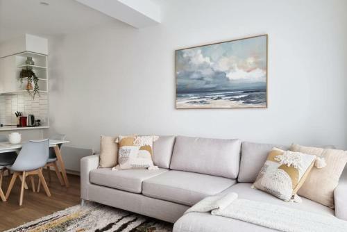 Brand New House By Botany - Netflix & Parking