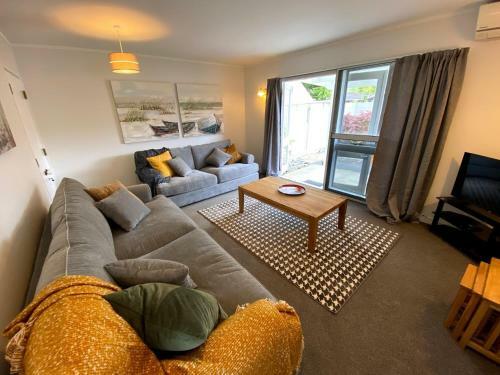 Chamberlain House - 3 Bedroom House By Manly Beach
