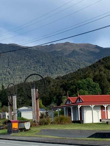 Blackball Tinyhouses