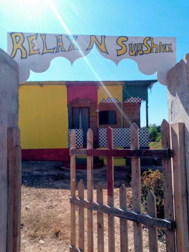 Hostal Relax N Sunshine