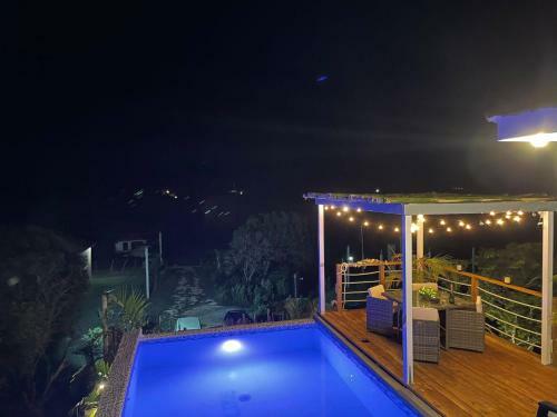 Lush Coastline Serviced Villa With Pool