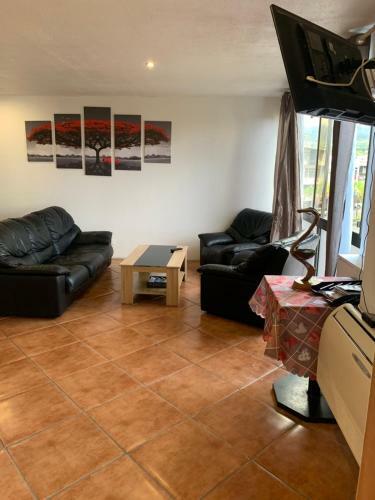 Apartamento F2 Tapu