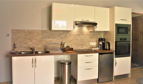 Apartamento Tahiti - Sanny's Place Studio Suite Pmr