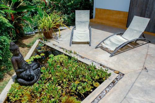 Bed & Breakfast Bouddha Villa