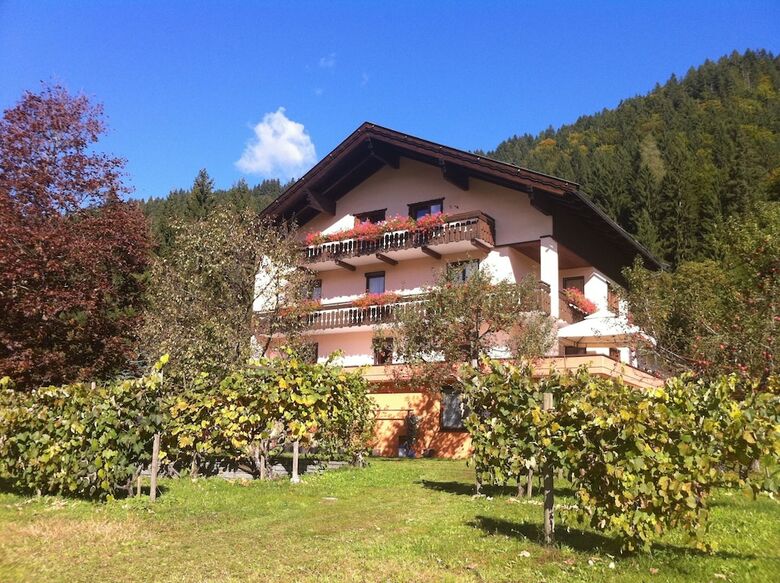Hostal Enzianbrenner