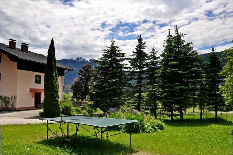 Hostal Enzianbrenner