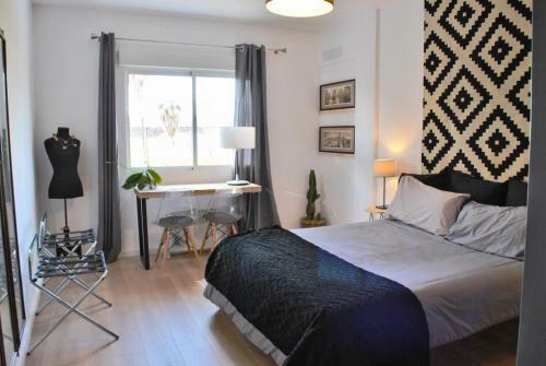 The Boho-chic Oasis, Lovely City Center Apartment