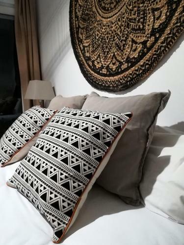 The Boho-chic Oasis, Lovely City Center Apartment