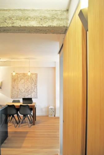 The Boho-chic Oasis, Lovely City Center Apartment