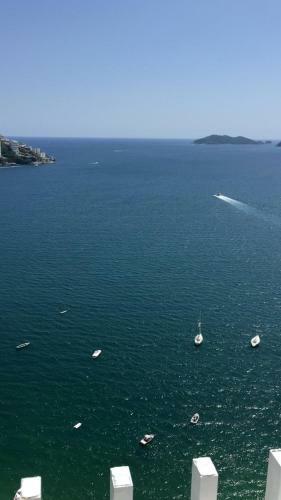 Apartamento Acapulco Mar�a Bonita Alberca Abierta
