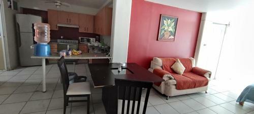 Hn Senior Suite