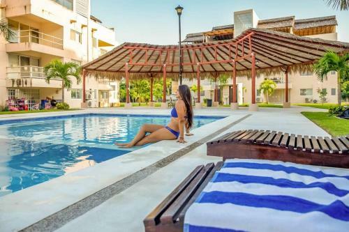 Best Location Apartment In Acapulco Diamante