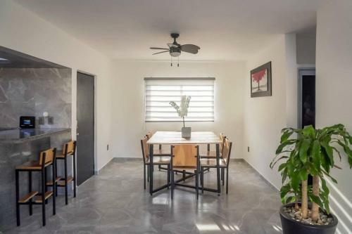 Best Location Apartment In Acapulco Diamante