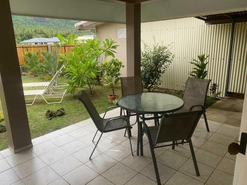 Hostal Lokai House