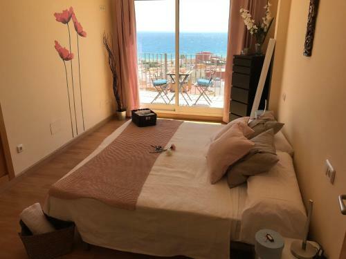 Rooms In Seafront Villa