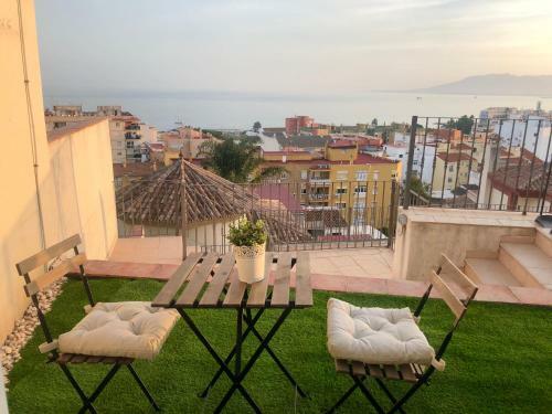 Rooms In Seafront Villa