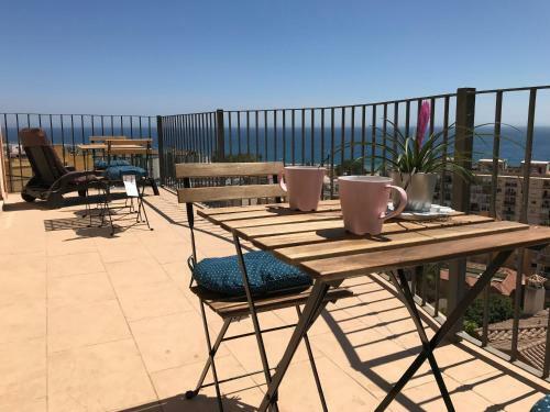 Rooms In Seafront Villa