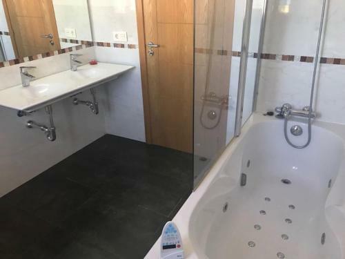 Rooms In Seafront Villa