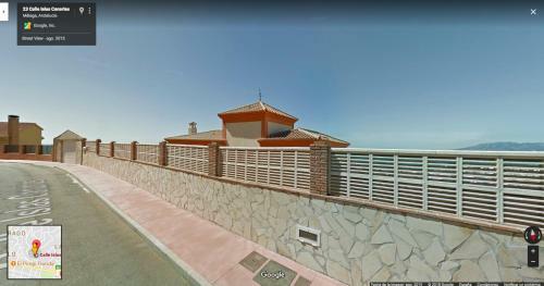 Rooms In Seafront Villa