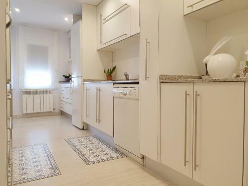 Apartamento Centrico Loft En Andorra Capital Con Parking