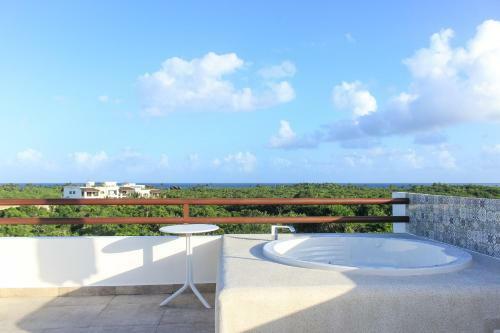 Fantastic 2br Apartment With Private Terrace Rooftop Terrace And Pool Facilities