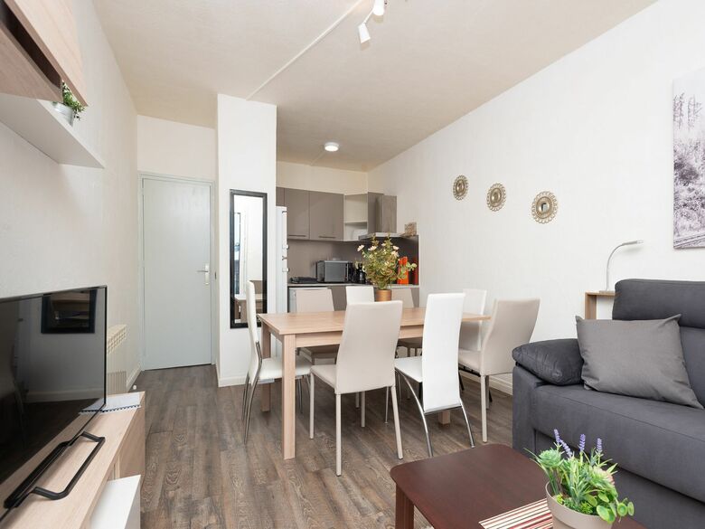 Apartamentos Nevada Mikka