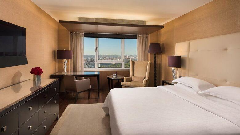 Sheraton Lisboa Hotel & Spa