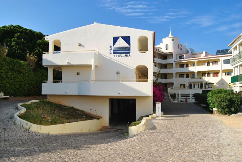 Hotel Olhos Do Mar