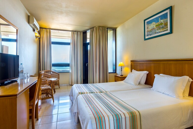 Hotel Auramar Beach Resort