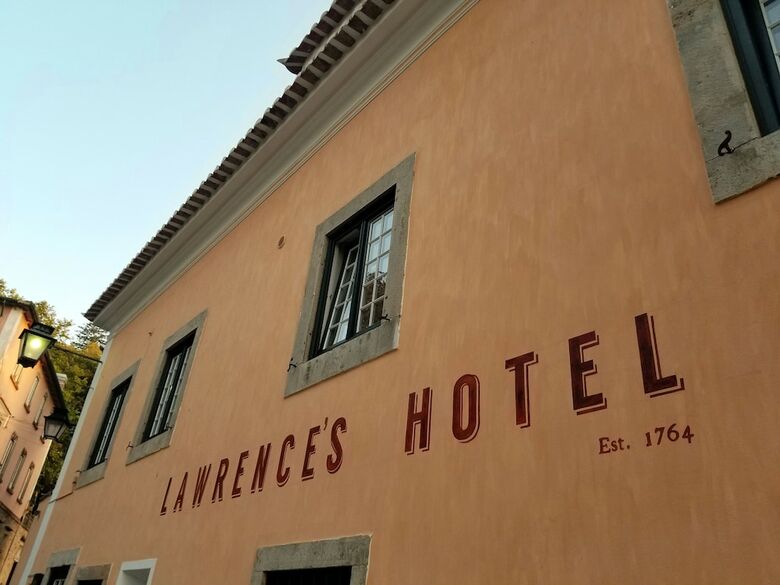 Lawrence's Hotel