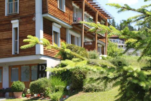 Dualhaus Apartments