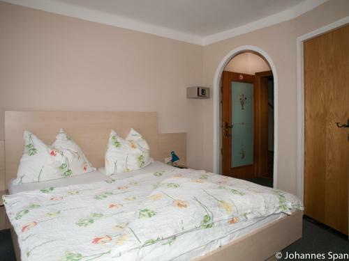 Bed & Breakfast Pension Handle