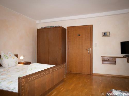 Bed & Breakfast Pension Handle