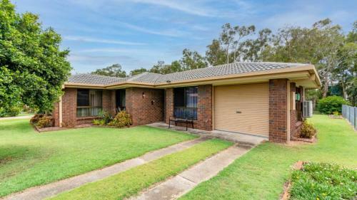Family Friendly Holiday Home In Bongaree