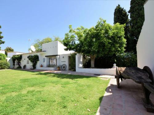 Luxurious Villa In Marbella With Swimming Pool
