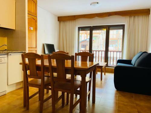 Mikka Incles Apartamento