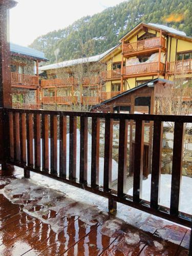 Mikka Incles Apartamento