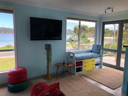Butterfield Beach House Car Available