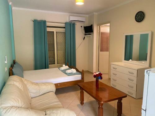Golden Beach Apartments