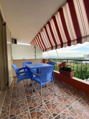 Golden Beach Apartments