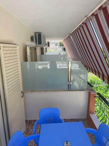 Golden Beach Apartments