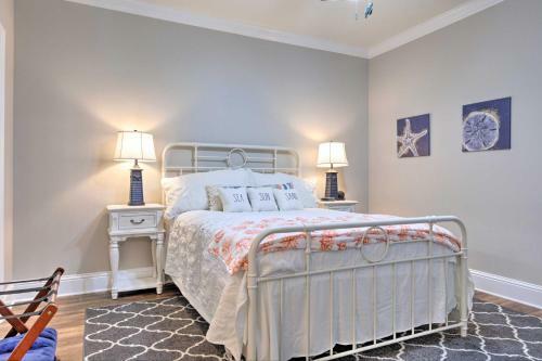 Apartamento Sunny 1st-floor Condo With Ocean-view Balcony!