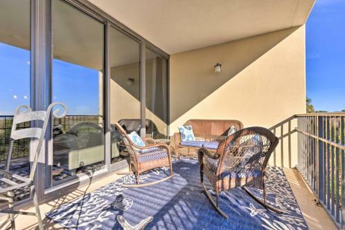 Apartamento Sunny 1st-floor Condo With Ocean-view Balcony!
