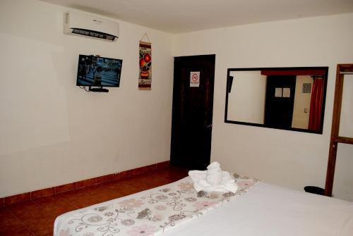 Hotel Maya 2012