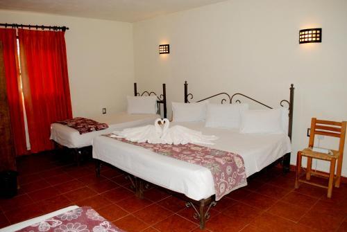 Hotel Maya 2012